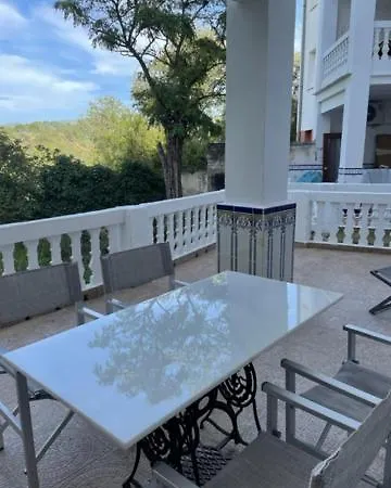 Piso Con Terraza En アパート ナバハス